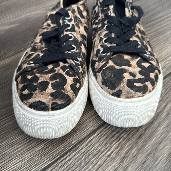 Steve Madden Emmi Women's Leopard Print Platform Sneakers - Picture 7 of 7